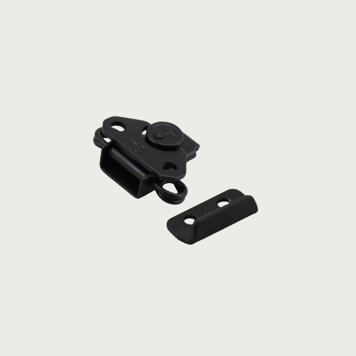 Butterfly latch